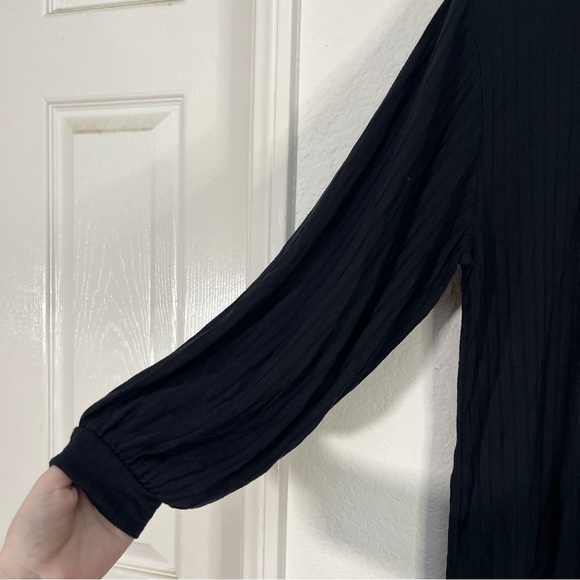 Daily Ritual Black Blouse Ribbed Balloon Bishop Sleeve Flowy Knit Modest Sz XS - Picture 5 of 10